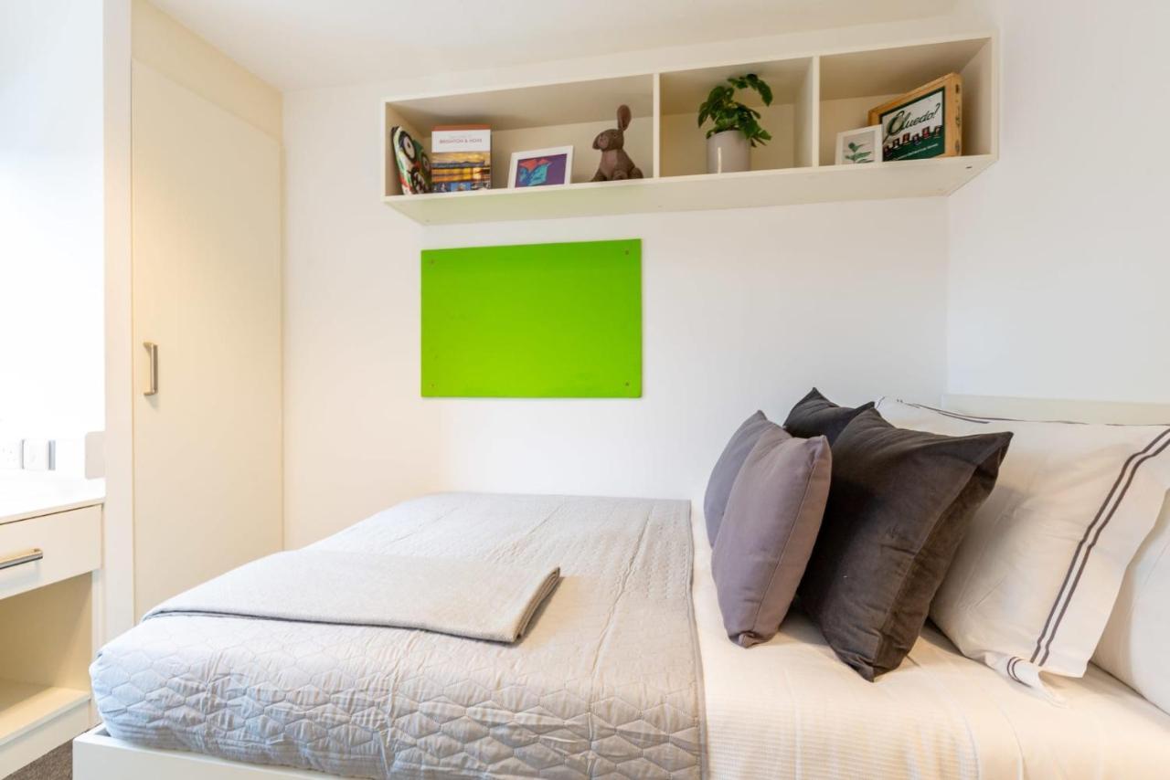 Ensuite Bedrooms With Shared Kitchen At Hollingbury House In Brighton Eksteriør bilde