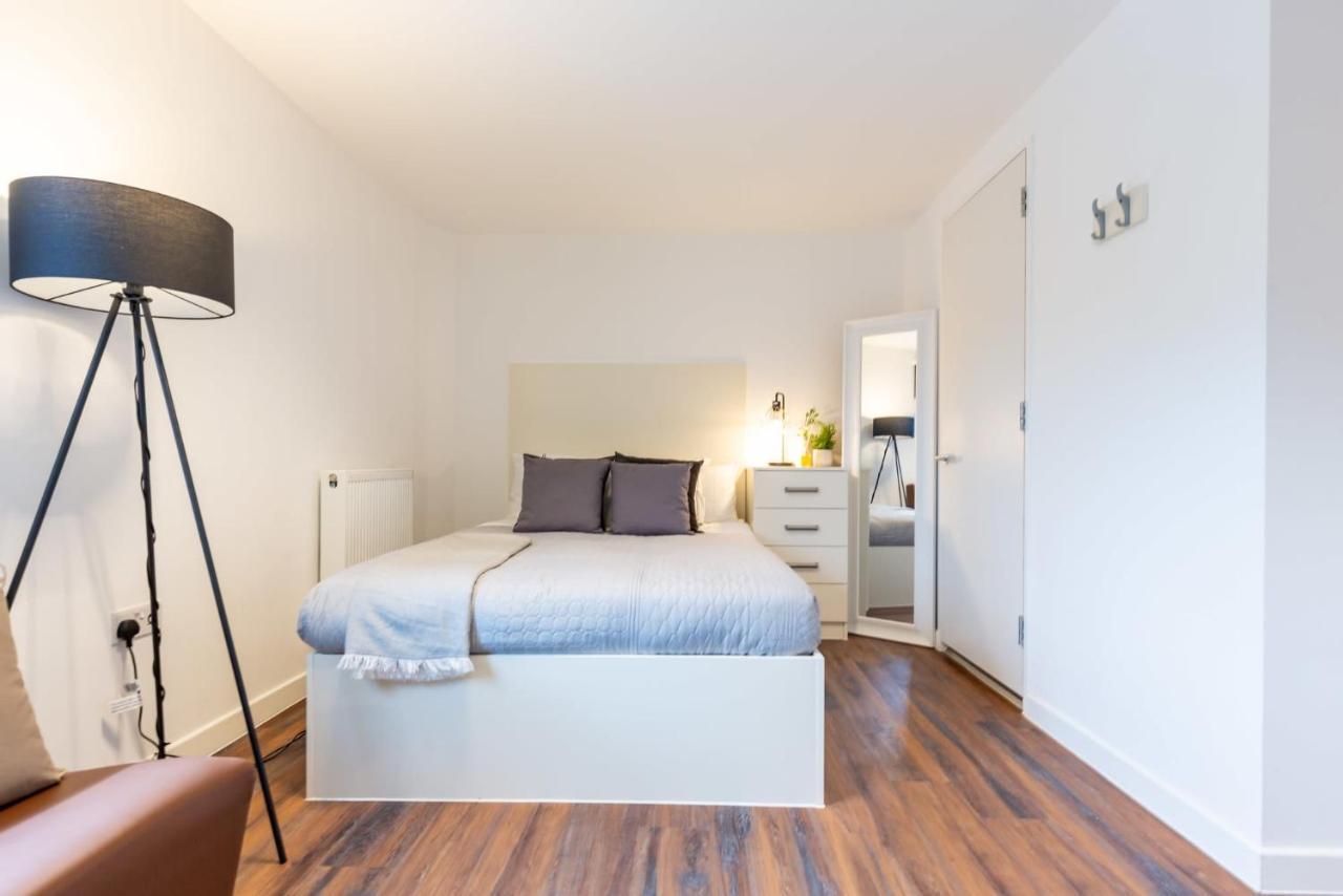 Ensuite Bedrooms With Shared Kitchen At Hollingbury House In Brighton Eksteriør bilde